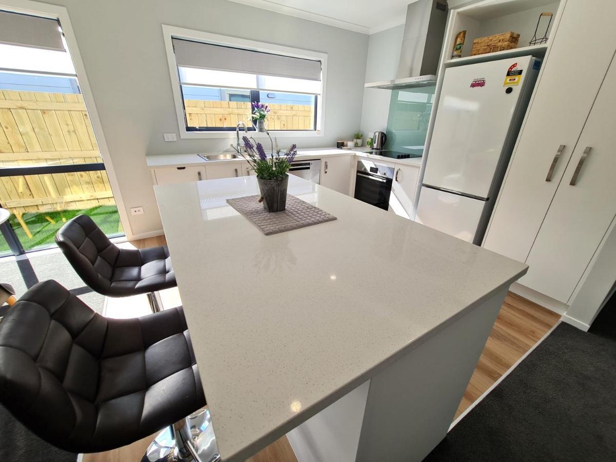 Brand New & Cosy In Kapiti - New 3-Bedrooms 4-Beds In Paraparaumu Ngoại thất bức ảnh