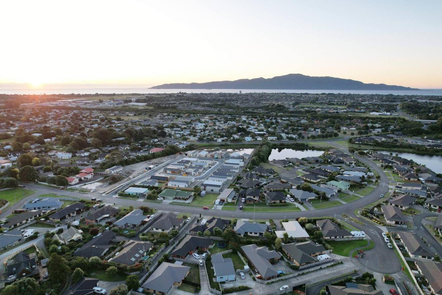 Brand New & Cosy In Kapiti - New 3-Bedrooms 4-Beds In Paraparaumu Ngoại thất bức ảnh